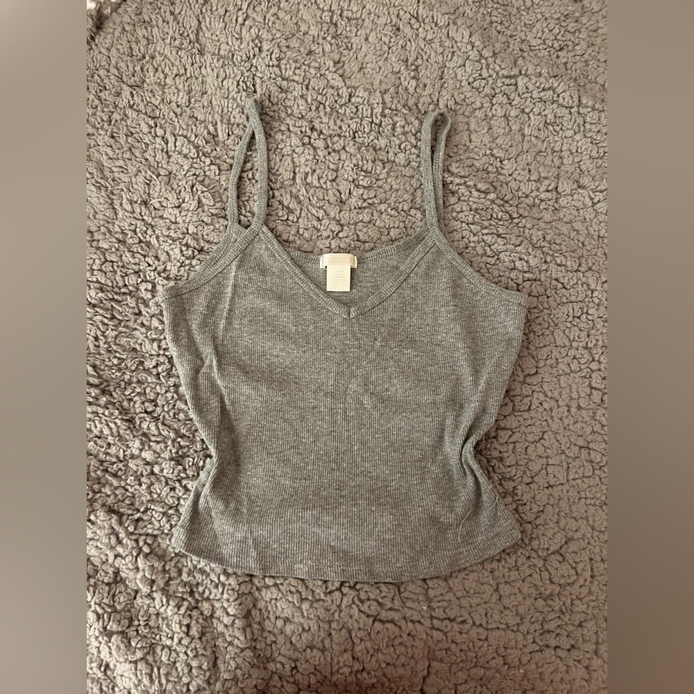 Gray top perfect for layering!